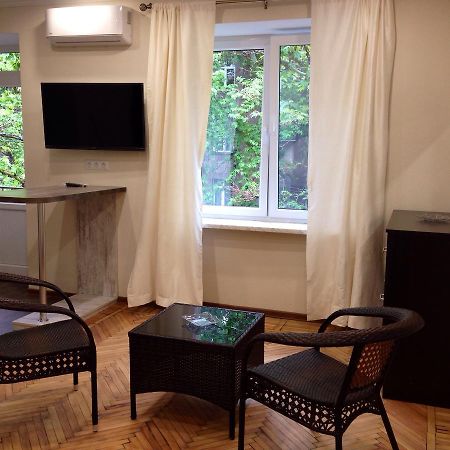 Yerevan Center Studio Apartment Buitenkant foto